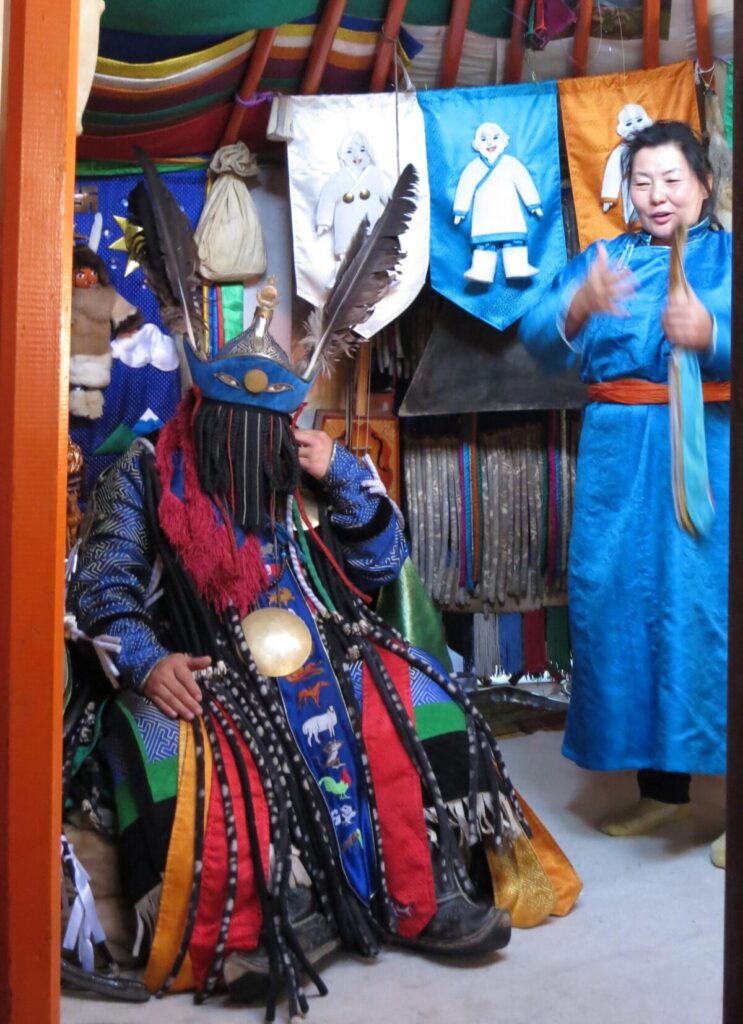 韻踏みから広がる ヒップホップと現代モンゴルのＤＯＰＥな姿【島村一平】